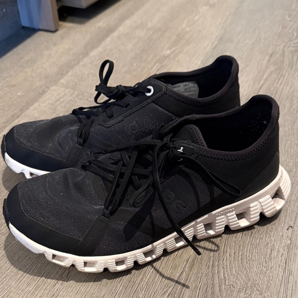On Cloud X Women’s Sneakers